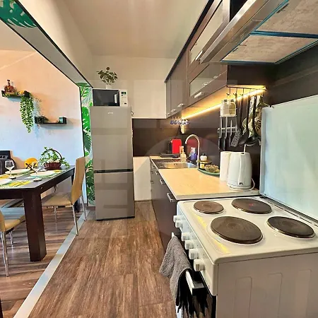 Apartament Urban Botanical 2br